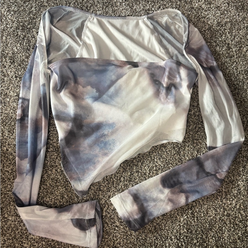 Women's Blue and Gray Tie-Dye Long Sleeve Top